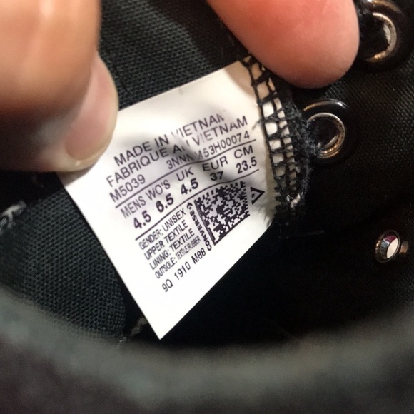 Converse All-Stars All Black Low Tops Lace Up Design size 6 - Picture 7 of 10